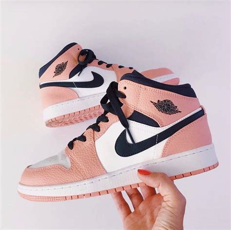 nike jordons 1|nike jordan 1 women.